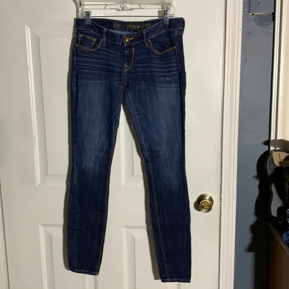Like new Express skinny jeans size 6
